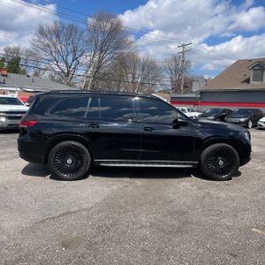 MERCEDES-BENZ GLS - 10