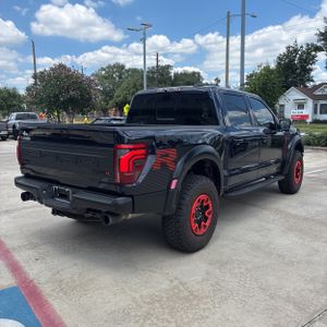 FORD F-150 RAPTOR - 8