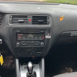 صورة مصغرة 37 لـ 2014 Volkswagen JETTA S