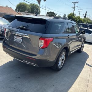 FORD EXPLORER XLT - 7