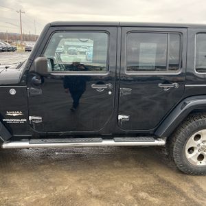 JEEP WRANGLER UNLIMITED SAHARA - 4