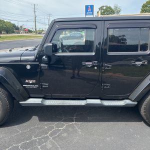 JEEP WRANGLER UNLIMITED SAHARA - 4