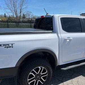 FORD RANGER LARIAT - 9