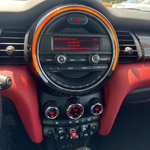 صورة 38 لـ 2015 MINI HARDTOP 2 DOOR COOPER S