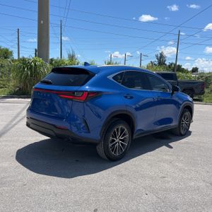 صورة 8 لـ 2022 Lexus NX 250 PREMIUM