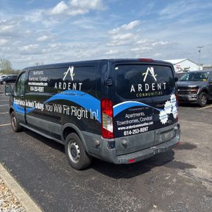 FORD TRANSIT 150 - 5