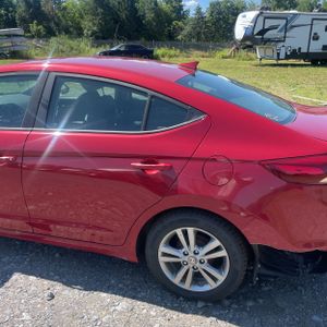2017 Hyundai ELANTRA SE 照片 6