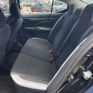 2025 Nissan VERSA S — миниатюра 34