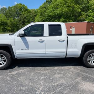 CHEVROLET SILVERADO 1500 LT - 4