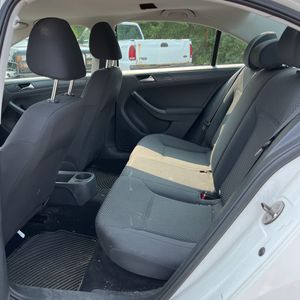 صورة مصغرة 33 لـ 2012 Volkswagen JETTA BASE