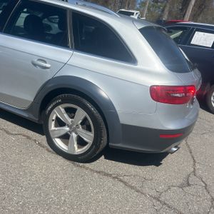 AUDI ALLROAD 2.0T PREMIUM - 6