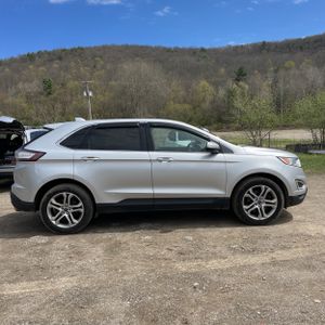 FORD EDGE TITANIUM - 10