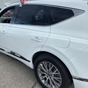 GENESIS GV80 2.5T - 6