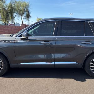 صورة 4 لـ 2020 Lincoln AVIATOR RESERVE