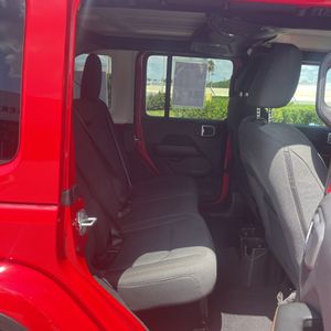 2025 JEEP WRANGLER SAHARA — миниатюра 35