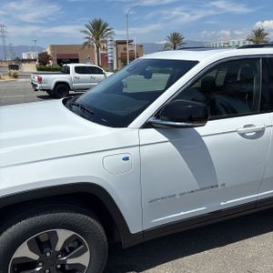 صورة 2 لـ 2024 JEEP GRAND CHEROKEE 4XE