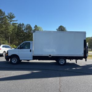 CHEVROLET EXPRESS 3500 - 3