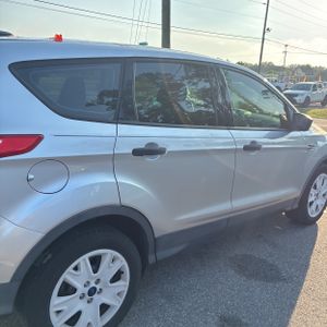 صورة 8 لـ 2016 FORD ESCAPE S