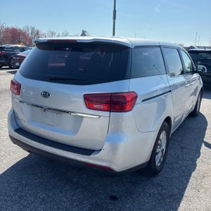 KIA SEDONA L - 8