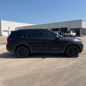 صورة 10 لـ 2022 FORD EXPLORER TIMBERLINE
