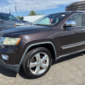 JEEP GRAND CHEROKEE OVERLAND - 2