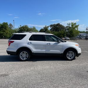 FORD EXPLORER XLT - 10