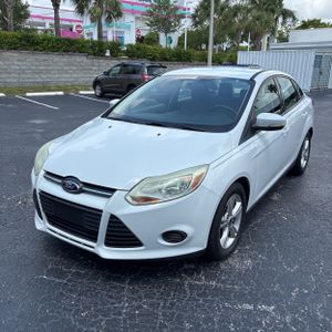 FORD FOCUS SE - 1