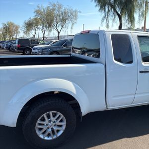 صورة 7 لـ 2016 Nissan FRONTIER SV