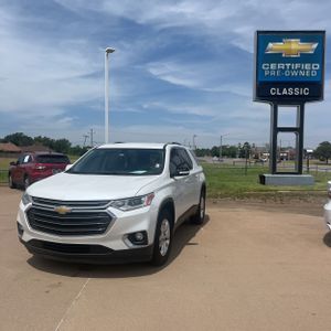 صورة 1 لـ 2018 Chevrolet TRAVERSE LT CLOTH