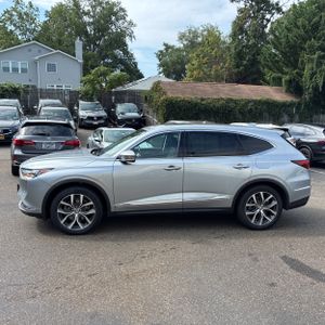 صورة 3 لـ 2023 Acura MDX SH-AWD W/TECH