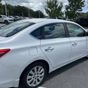 NISSAN SENTRA SV - 9