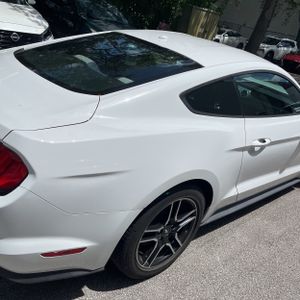 FORD MUSTANG ECOBOOST - 9