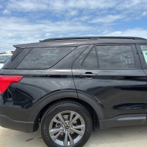 FORD EXPLORER XLT - 8