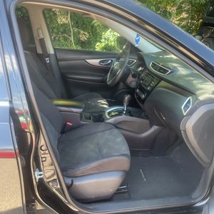 صورة 32 لـ 2016 Nissan ROGUE SV