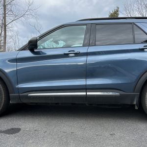 FORD EXPLORER XLT - 4