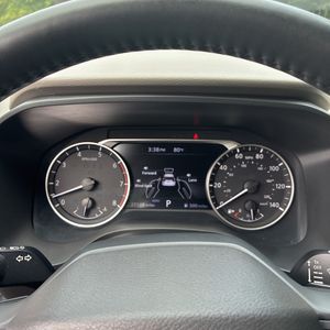 صورة مصغرة 39 لـ 2025 Nissan ROGUE SV