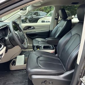 صورة مصغرة 30 لـ 2023 Chrysler PACIFICA TOURING L