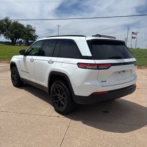 JEEP GRAND CHEROKEE ALTITUDE 4X4 - 5