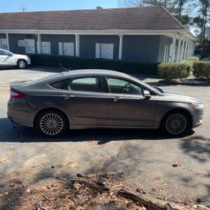 FORD FUSION TITANIUM - 10