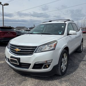 CHEVROLET TRAVERSE LT - 1