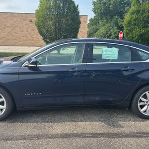 2017 Chevrolet IMPALA LT 照片 4