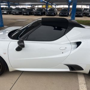 ALFA ROMEO 4C SPIDER - 4