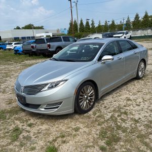 صورة 1 لـ 2015 Lincoln MKZ BASE