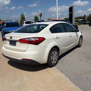 KIA FORTE - 8