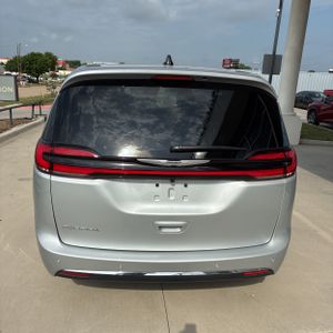 CHRYSLER PACIFICA SELECT - 7