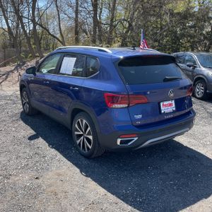 VOLKSWAGEN TAOS SE 4MOTION - 5