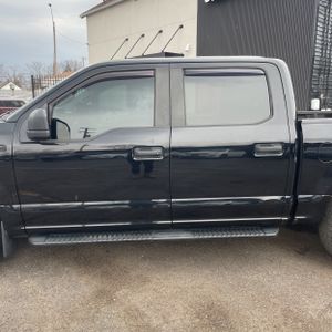 FORD F-150 XL - 4