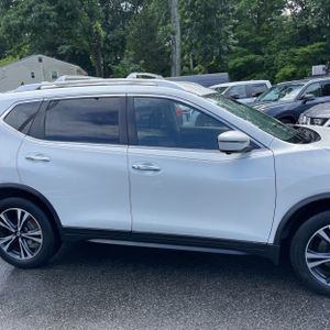2019 Nissan ROGUE SV 缩略图 11