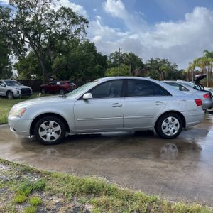 HYUNDAI SONATA GLS - 3