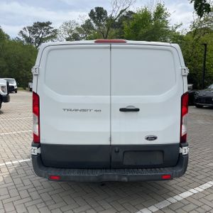 Ford Transit 150 - 7